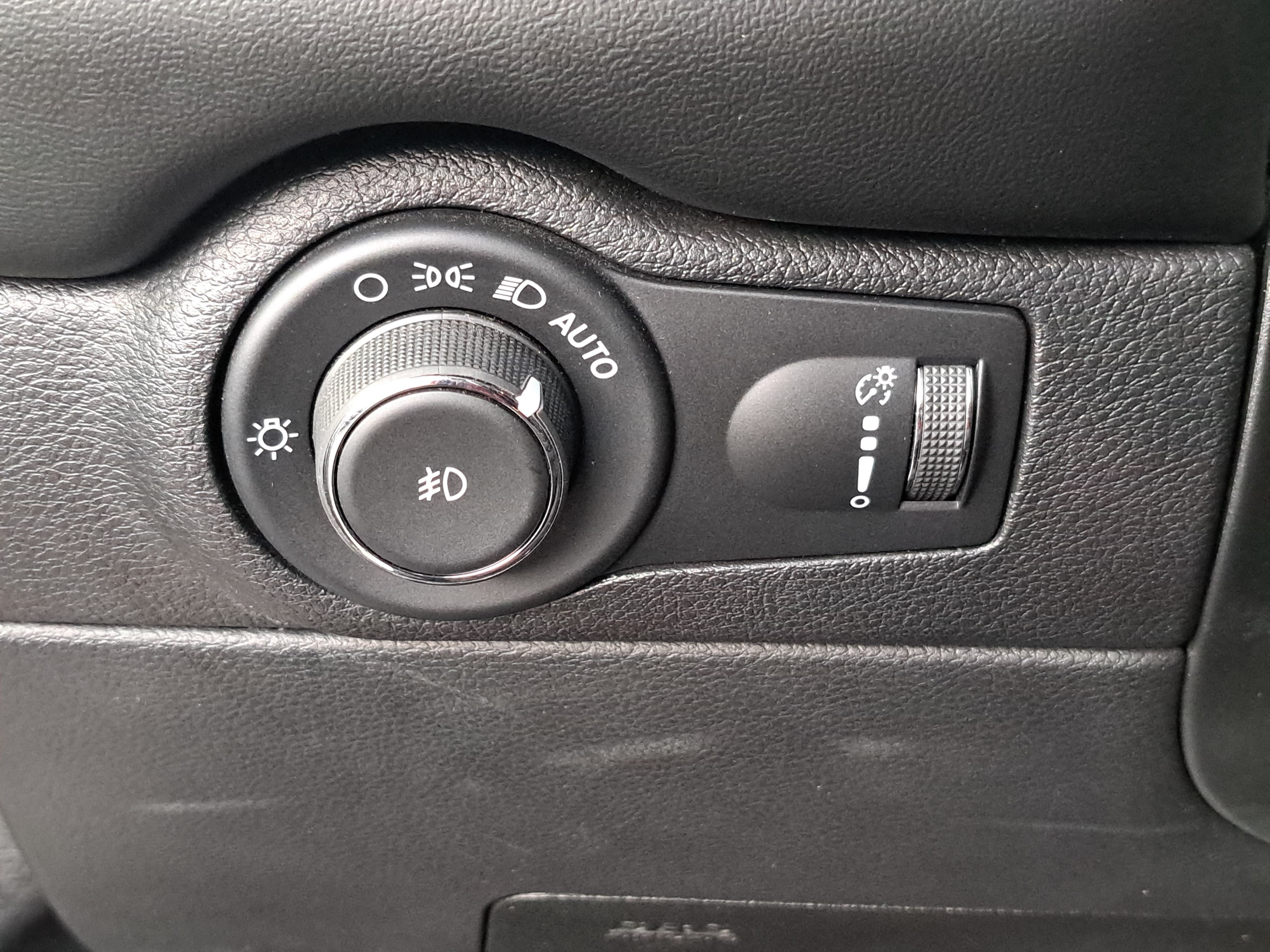 Used 2021 Dodge Durango GT RWD image 24