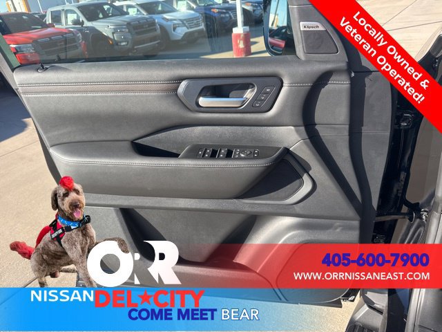 New 2026 Nissan Armada SL w/ Captain's Chari Seat Package AWD/4WD image 19
