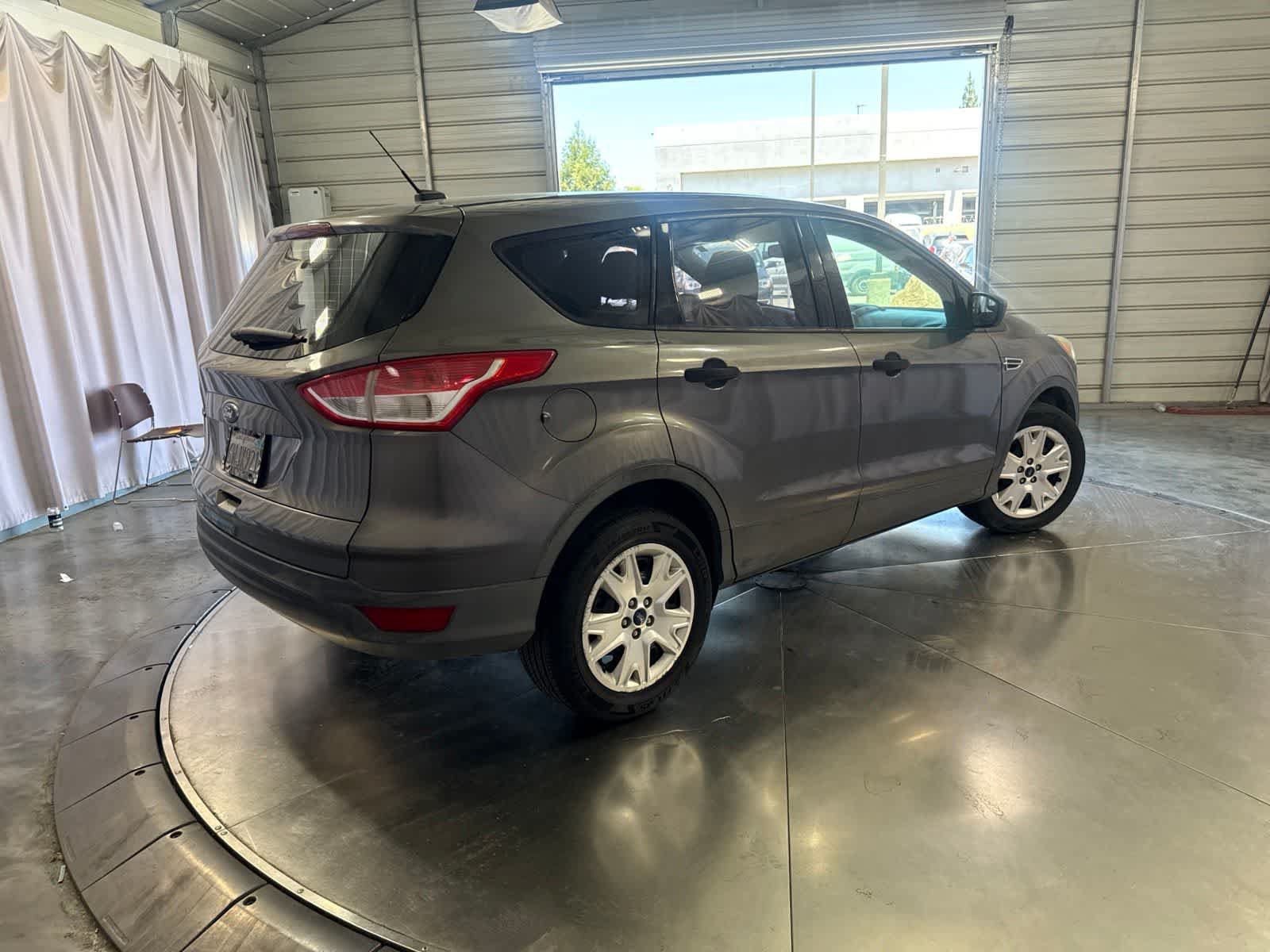 Used 2013 Ford Escape S FWD image 4