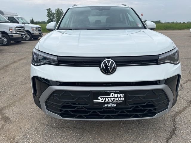 New 2025 Volkswagen Taos SE image 32