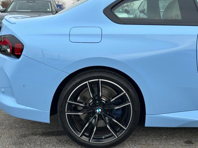 Used 2025 BMW M240i Coupe image 9