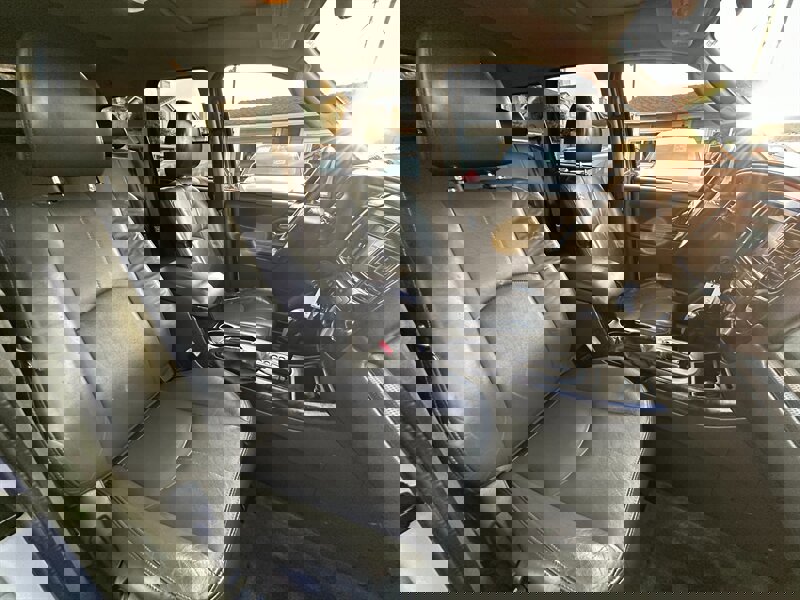 Used 2005 MAZDA Tribute s w/ Package 3 image 12