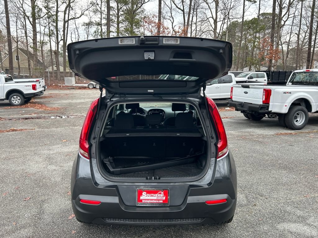 Used 2022 Kia Soul EX image 30