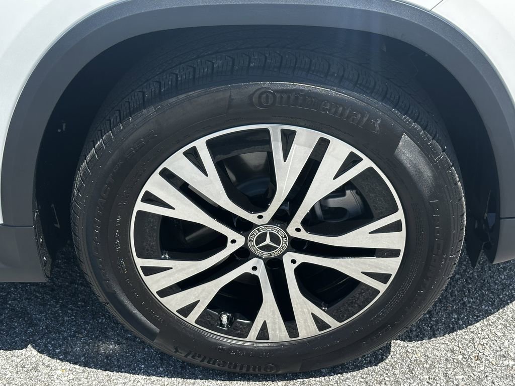 Certified 2025 Mercedes-Benz GLA 250 4MATIC image 14