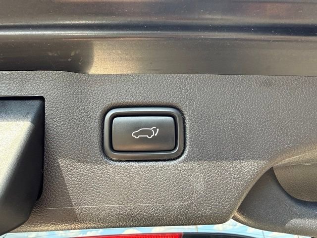 Used 2017 Kia Sorento SX AWD/4WD image 16