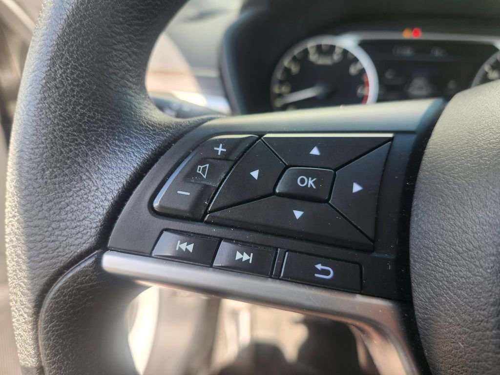 Used 2024 Nissan Altima 2.5 SV image 1