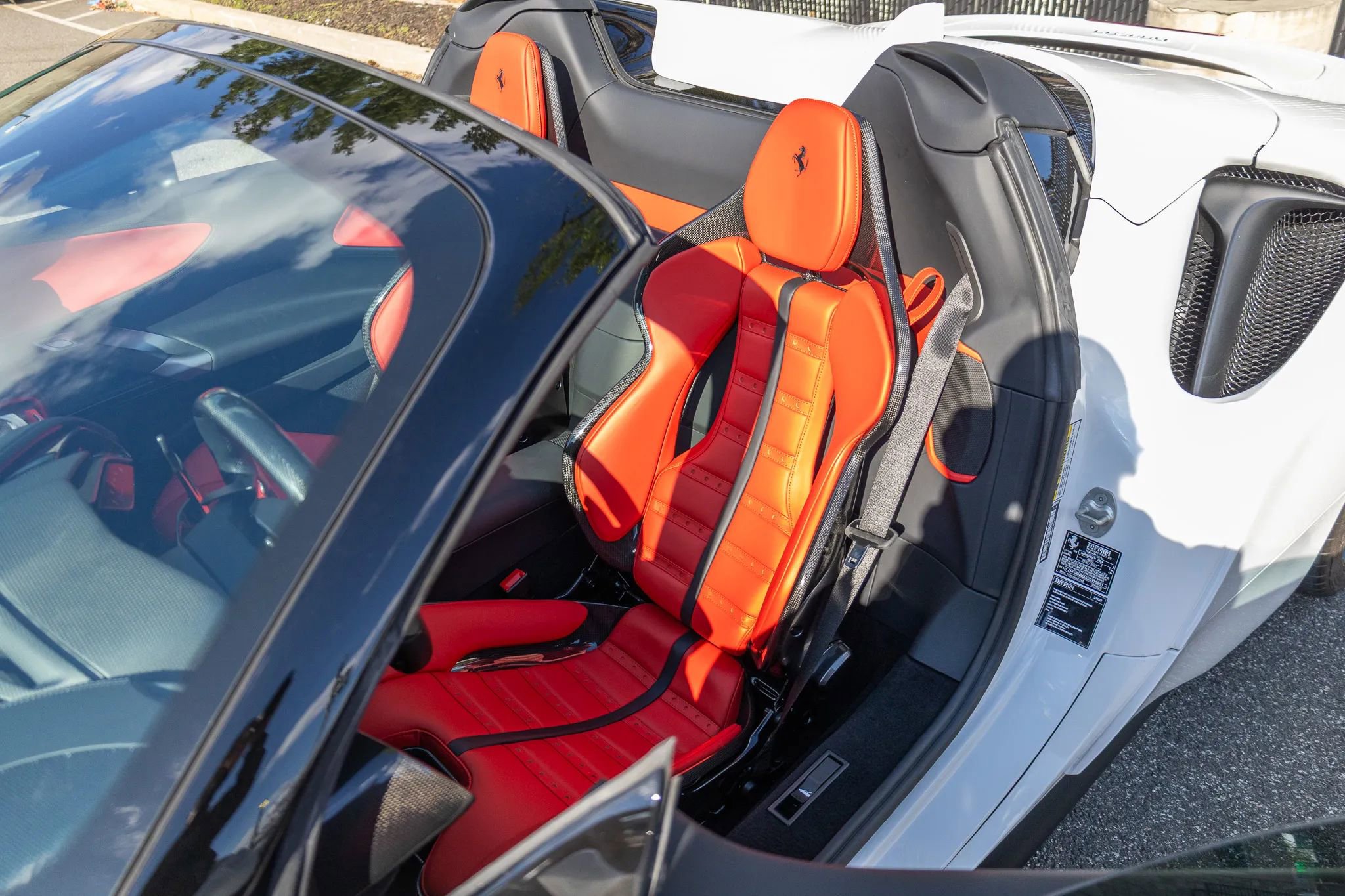 Used 2025 Ferrari SF90 Spider image 60