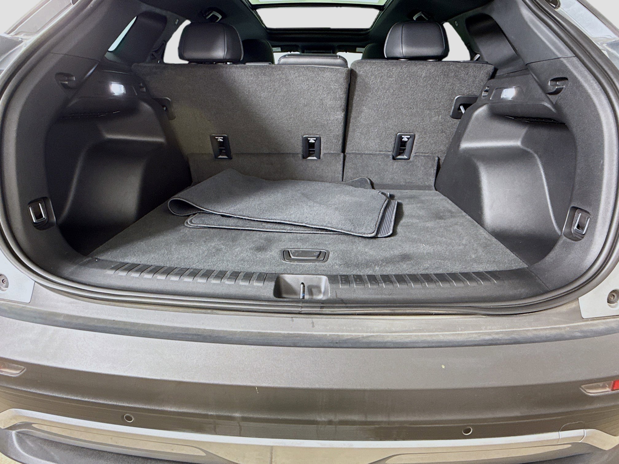 Used 2024 Chevrolet Blazer EV LT image 28