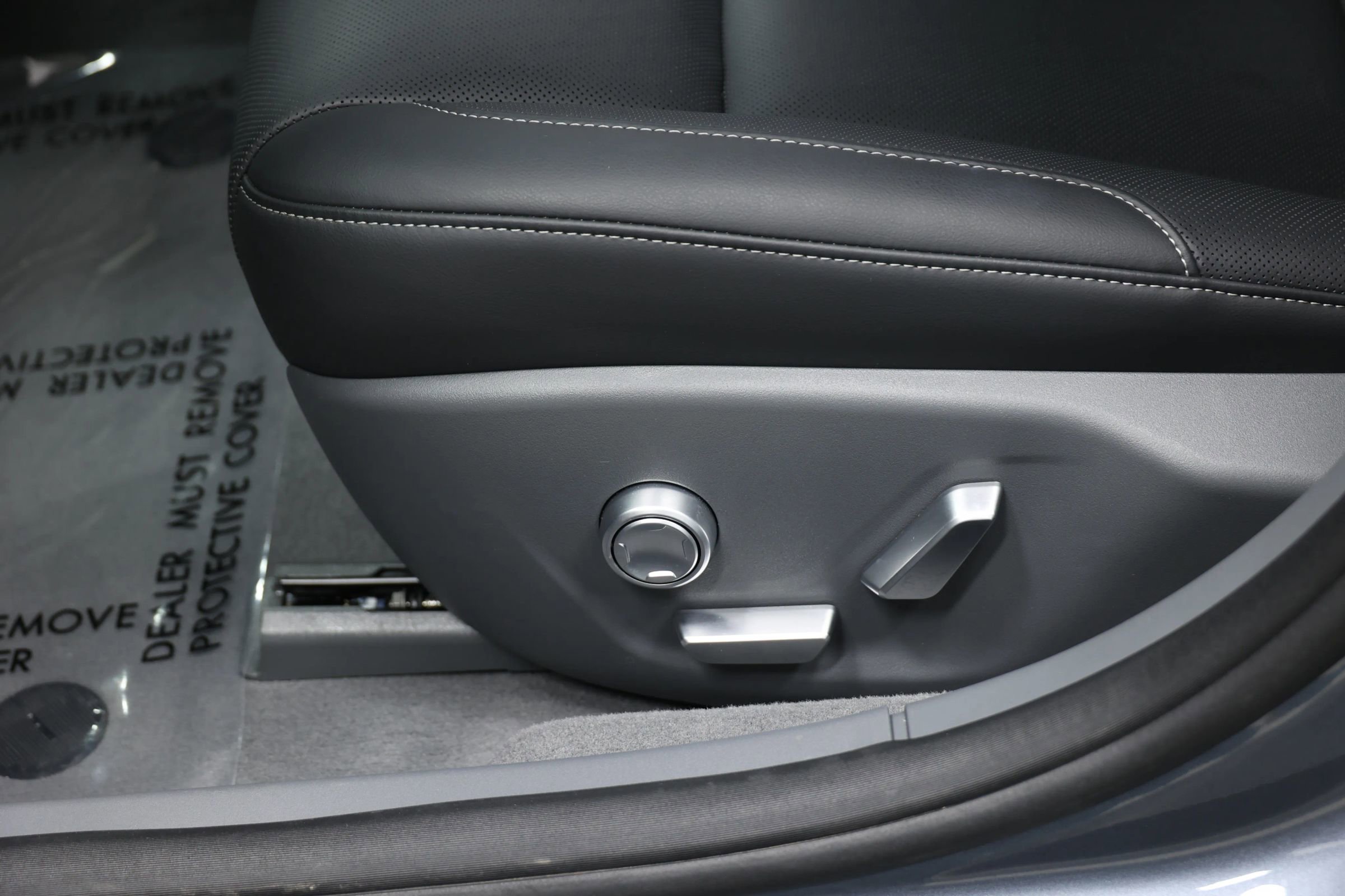 Used 2024 Lucid Air Pure image 14