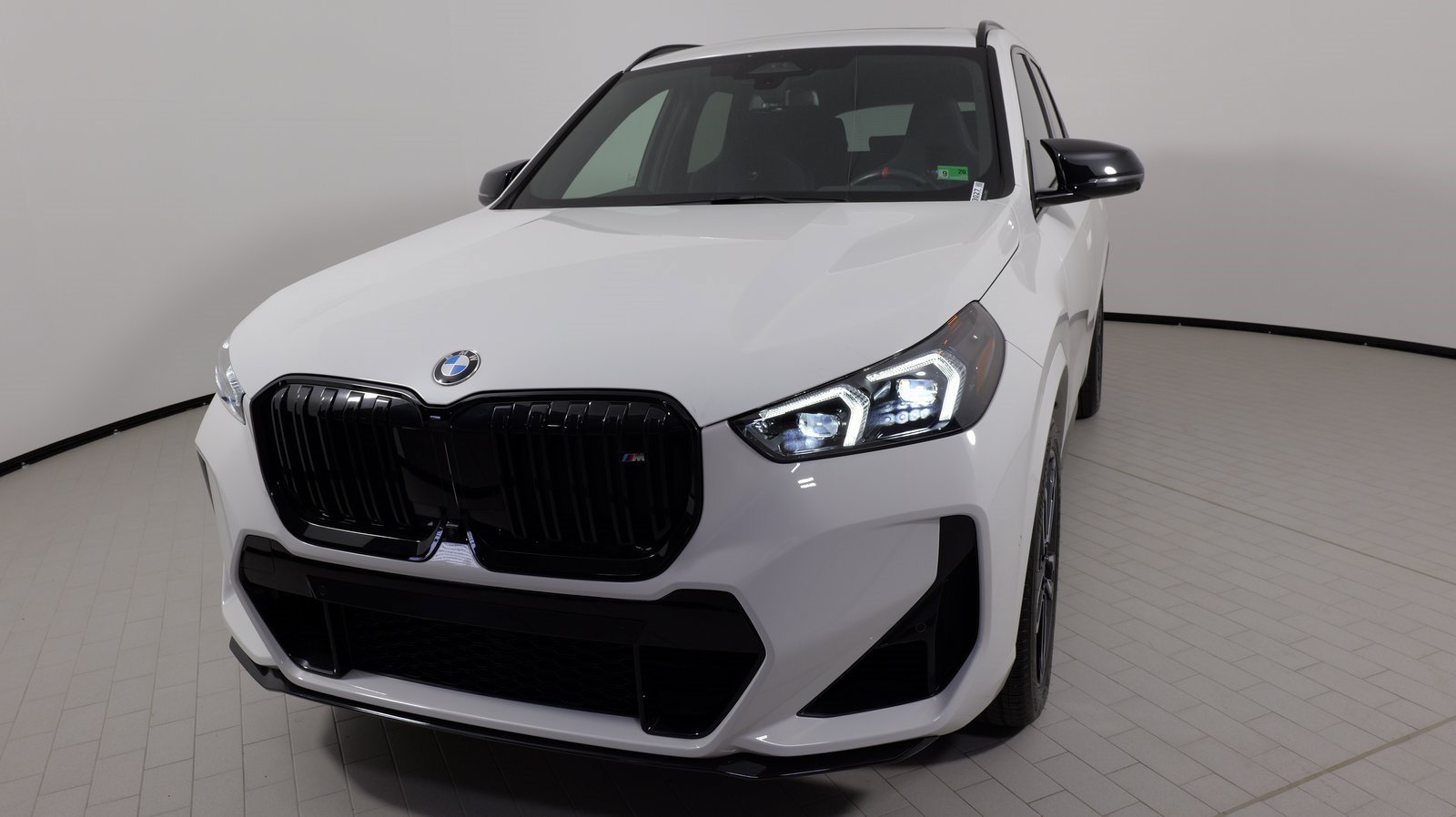 Used 2024 BMW X1 M35i w/ Premium Package AWD/4WD image 5