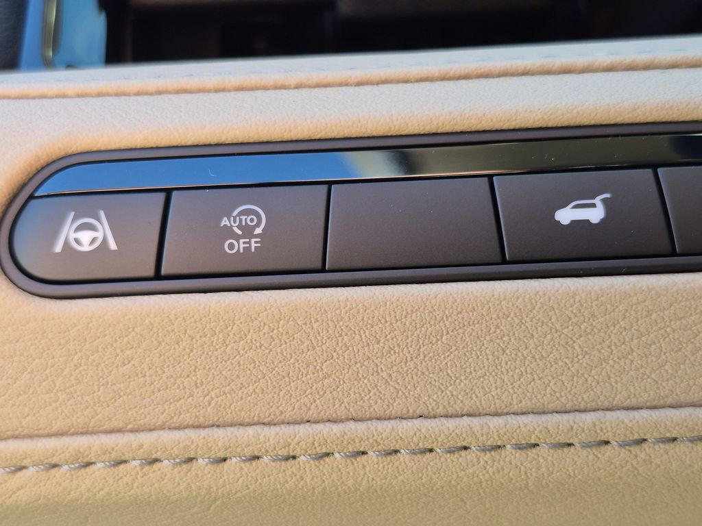 New 2026 INFINITI QX80 Pure w/ Cargo Package image 7