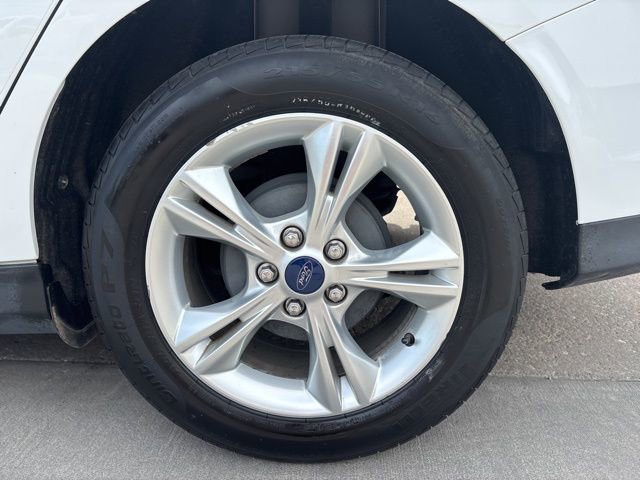 Used 2014 Ford Focus SE FWD image 9