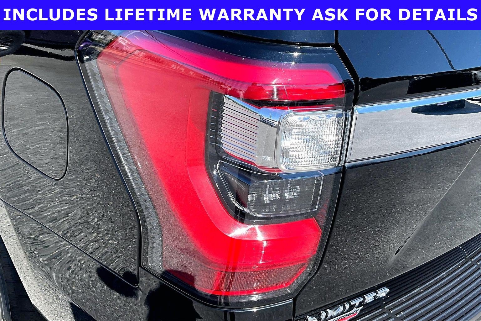 Used 2018 Ford Expedition Limited w/ Equipment Group 301A AWD/4WD image 26