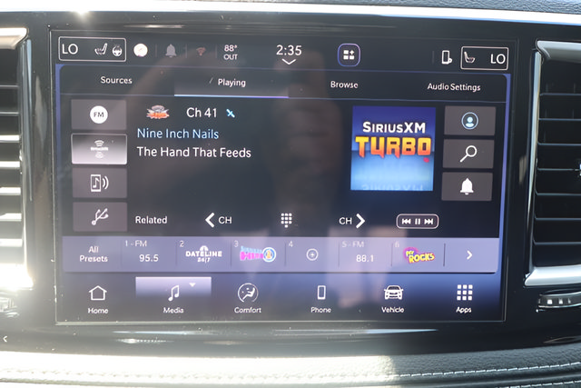 New 2027 Chrysler Pacifica Select FWD image 24