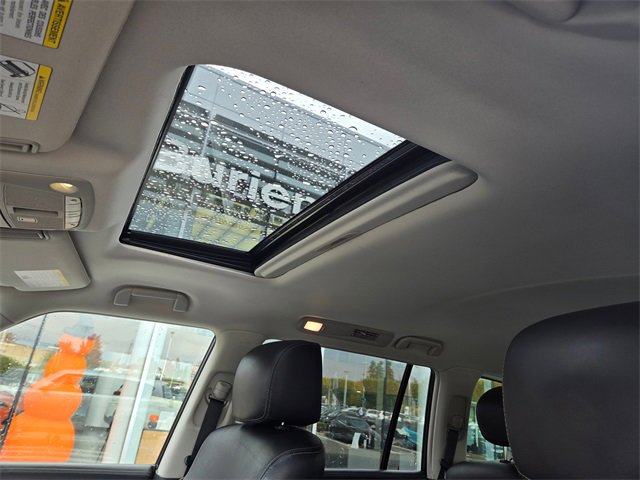 Used 2023 Nissan Armada Platinum w/ Captain's Chairs Package image 24