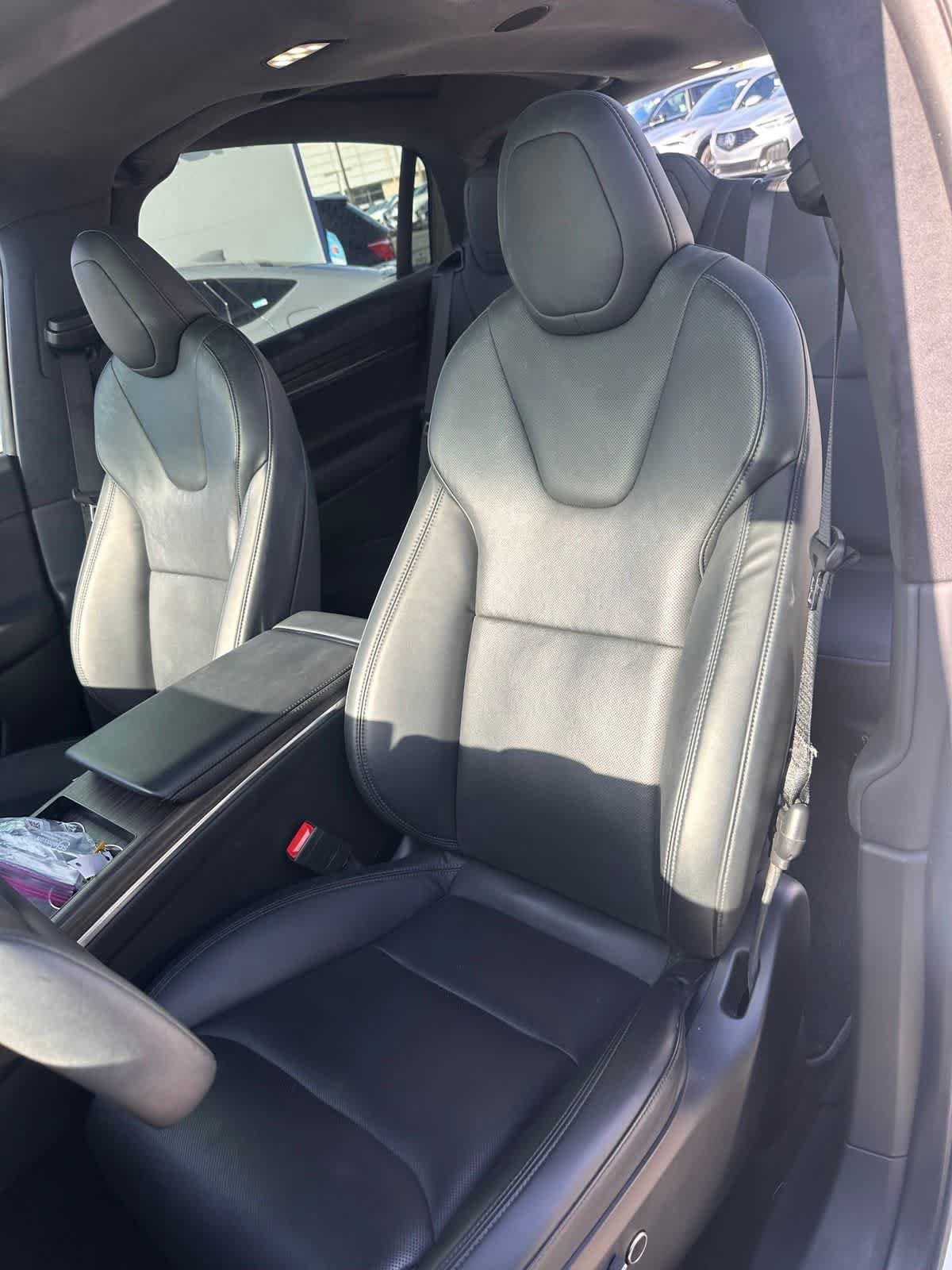 Used 2022 Tesla Model X AWD/4WD image 10
