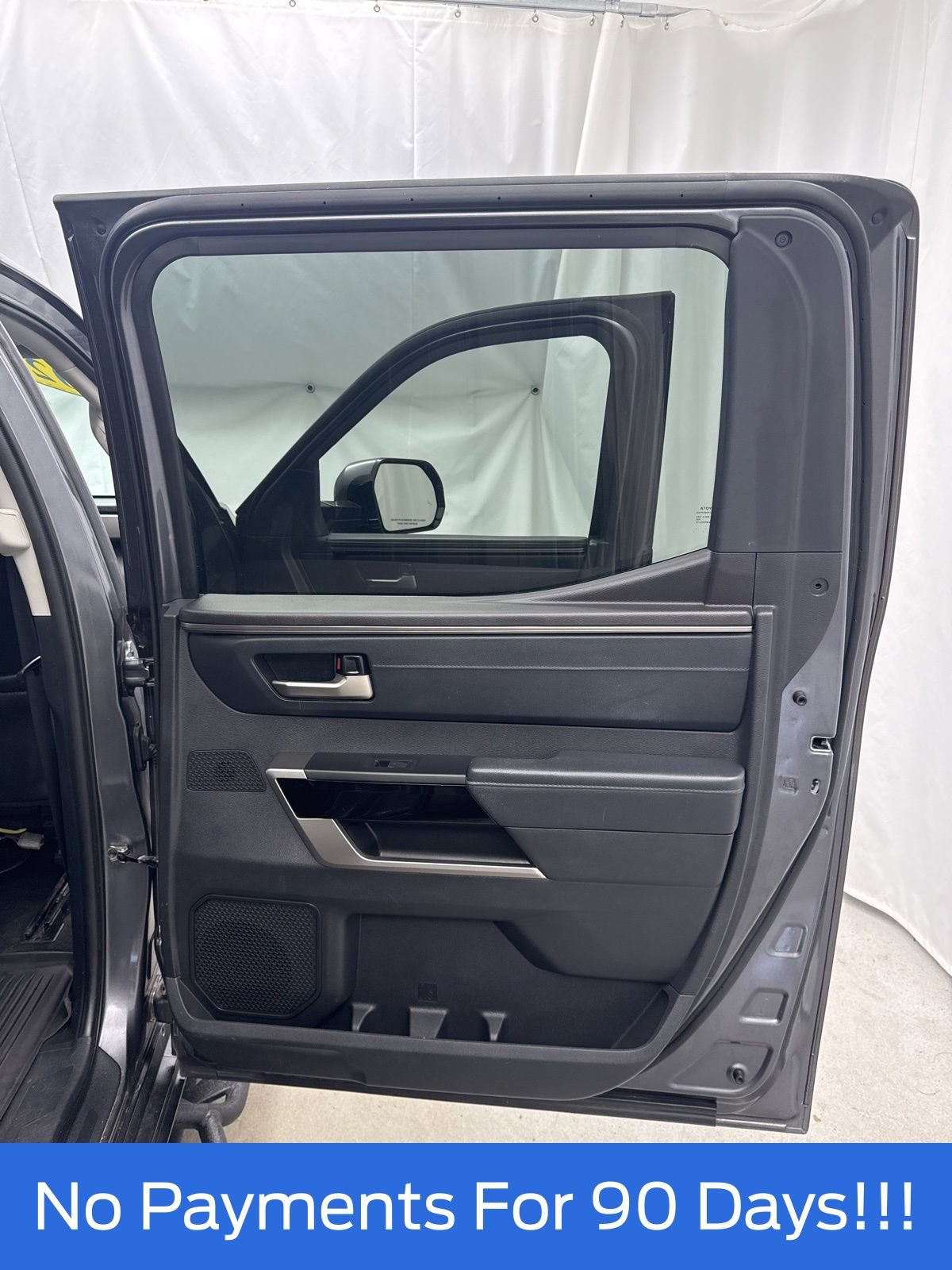 Used 2024 Toyota Tundra Limited image 37