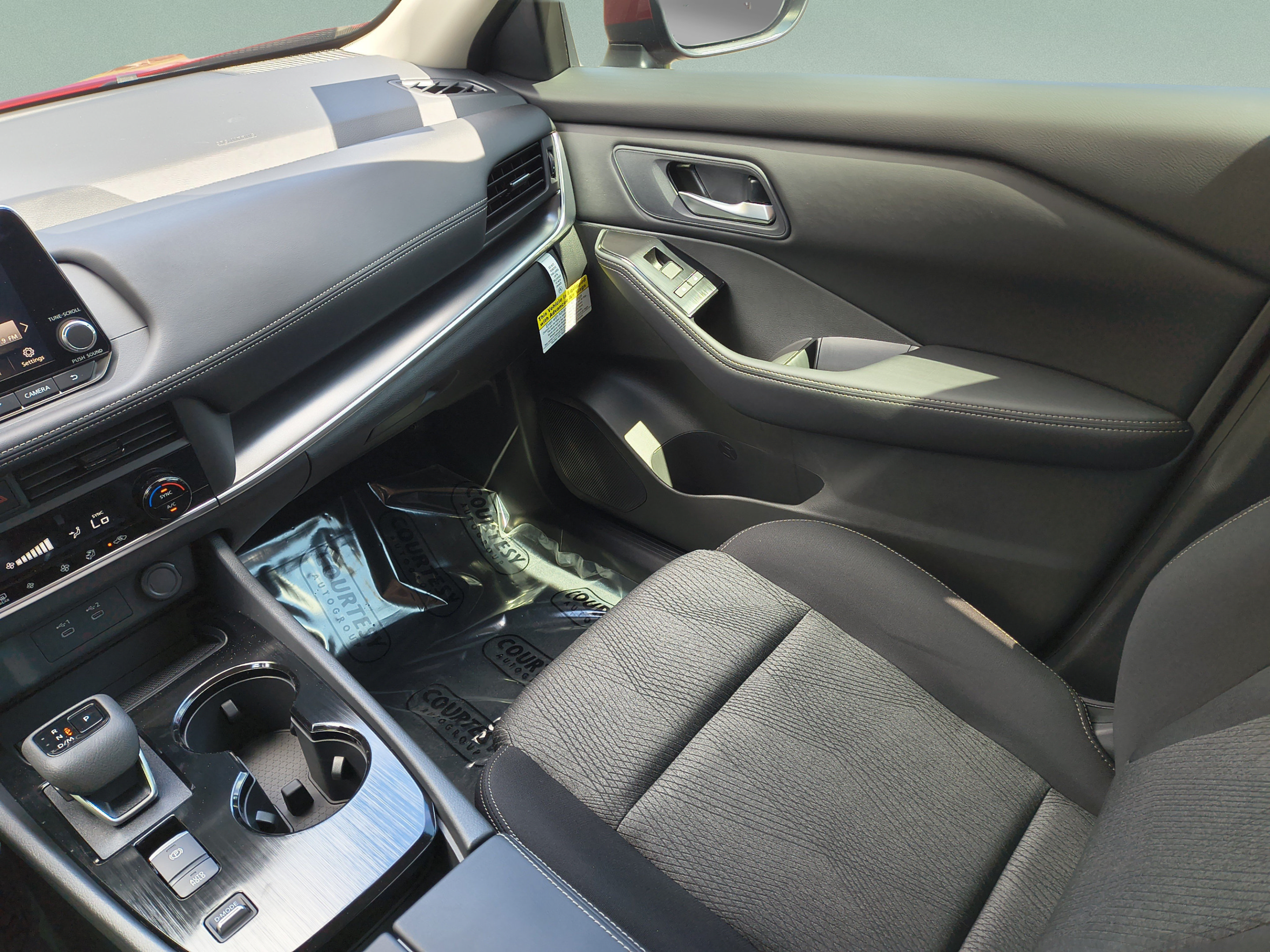 New 2026 Nissan Rogue SV FWD image 15