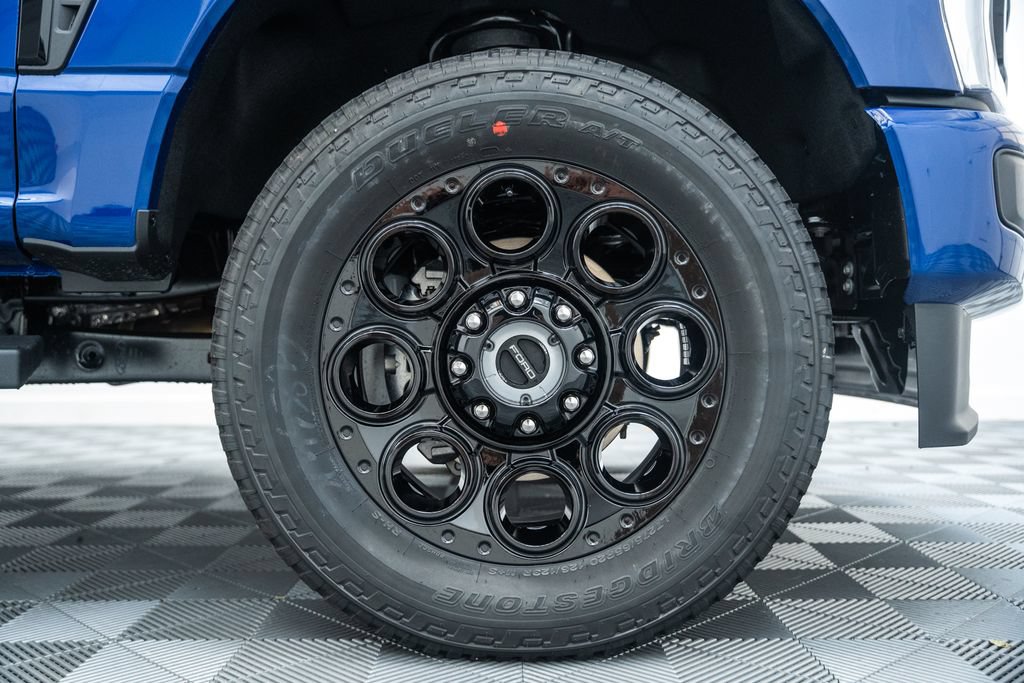 New 2026 Ford F350 XLT w/ XLT Premium Package AWD/4WD image 19