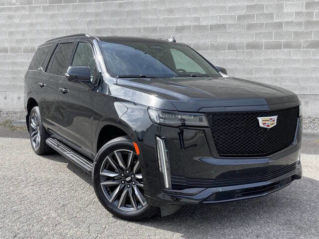 Used 2021 Cadillac Escalade Sport w/ Heavy-Duty Trailer Package AWD/4WD image 1