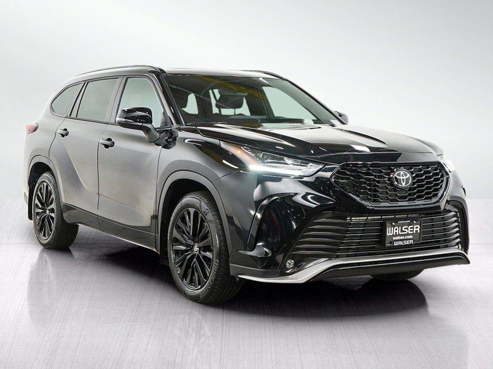 Used 2026 Toyota Highlander XSE AWD/4WD image 7
