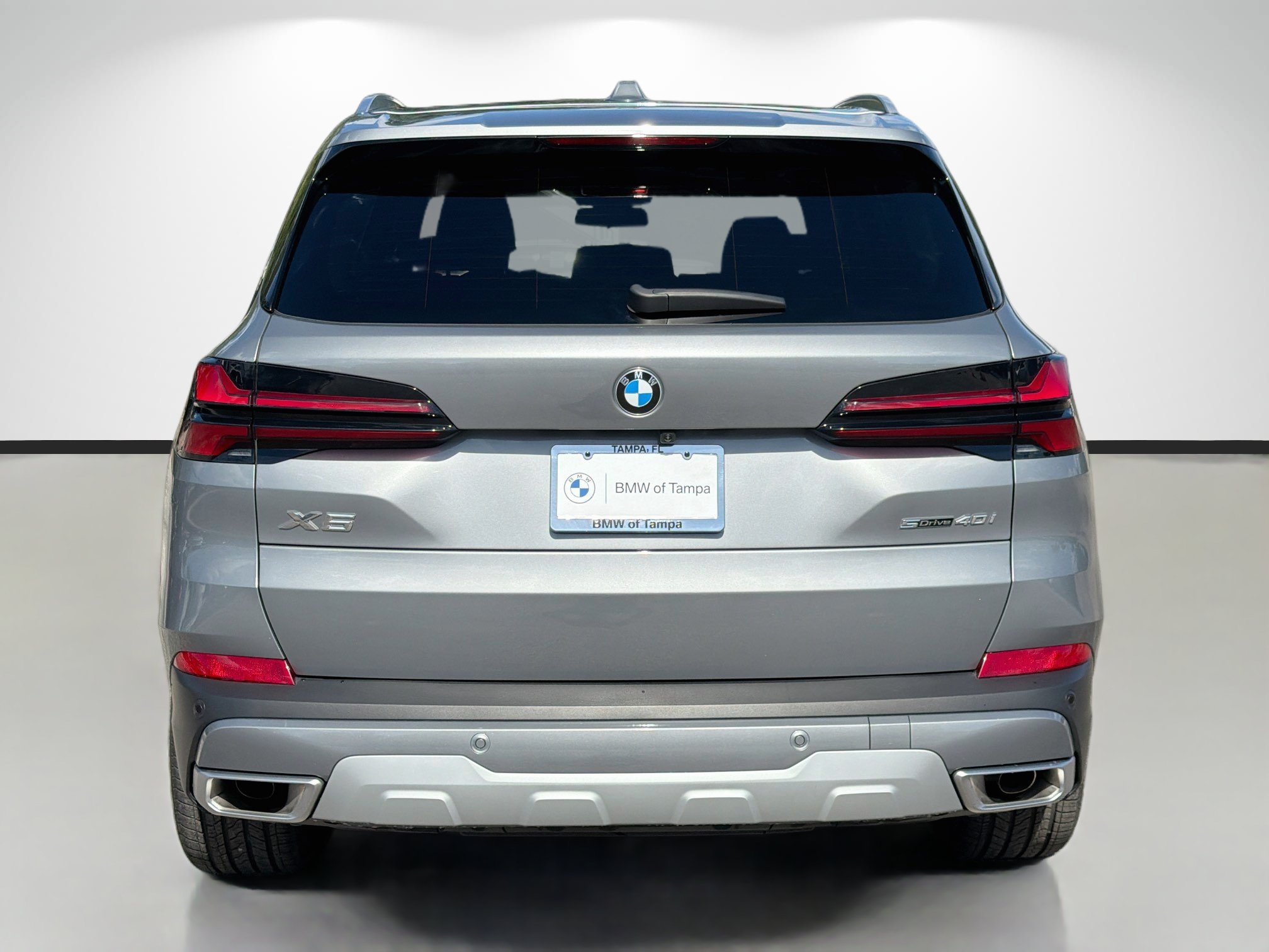 Used 2025 BMW X5 sDrive40i w/ Premium Package RWD image 4
