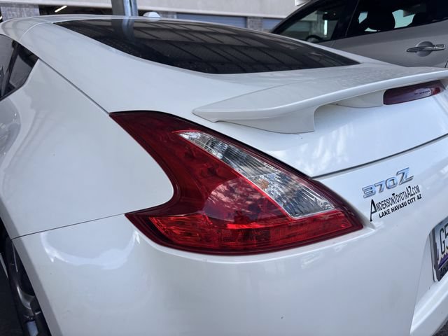 Used 2013 Nissan 370Z Touring w/ Sport Pkg RWD image 9