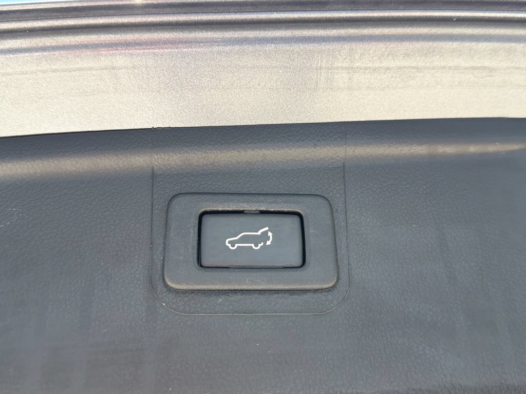 Used 2018 Subaru Outback 2.5i Limited AWD/4WD image 24