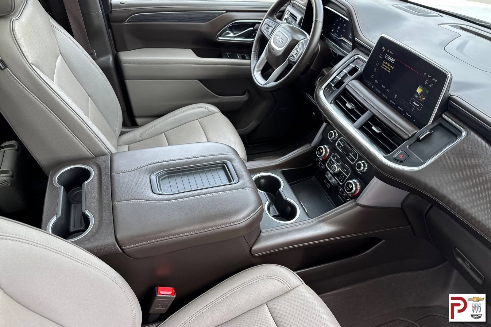 Certified 2024 GMC Yukon XL SLT w/ SLT Premium Package AWD/4WD image 19