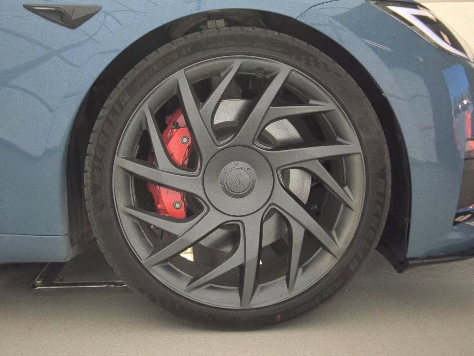 Used 2026 Tesla Model S Plaid image 12