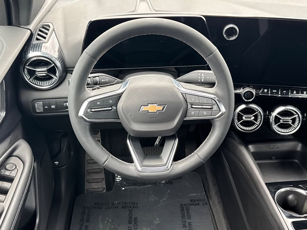 Used 2024 Chevrolet Blazer EV LT AWD/4WD image 25