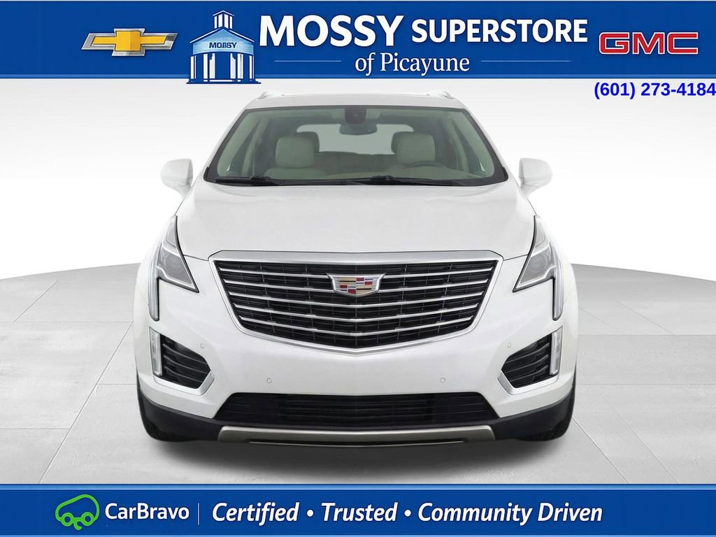 Used 2018 Cadillac XT5 Platinum w/ Driver Assist Package image 6