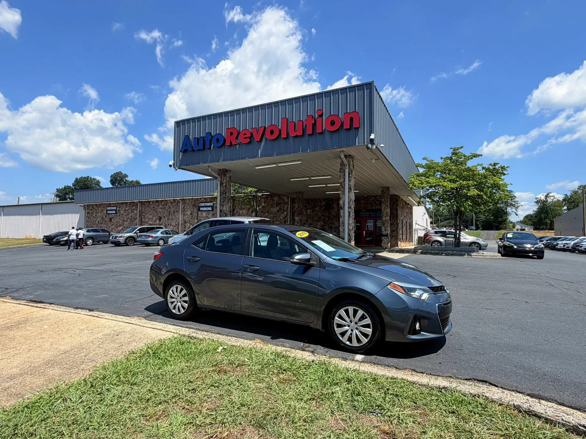 Used 2016 Toyota Corolla S FWD image 1