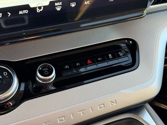 Certified 2025 Ford Expedition Max Active AWD/4WD image 16