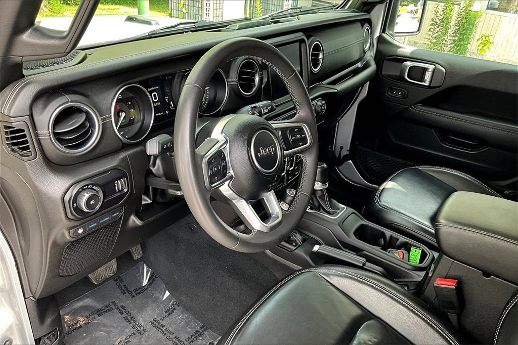 Used 2023 Jeep Wrangler Unlimited Sahara image 8