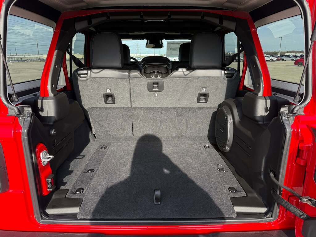 New 2026 Jeep Wrangler Unlimited Rubicon image 25