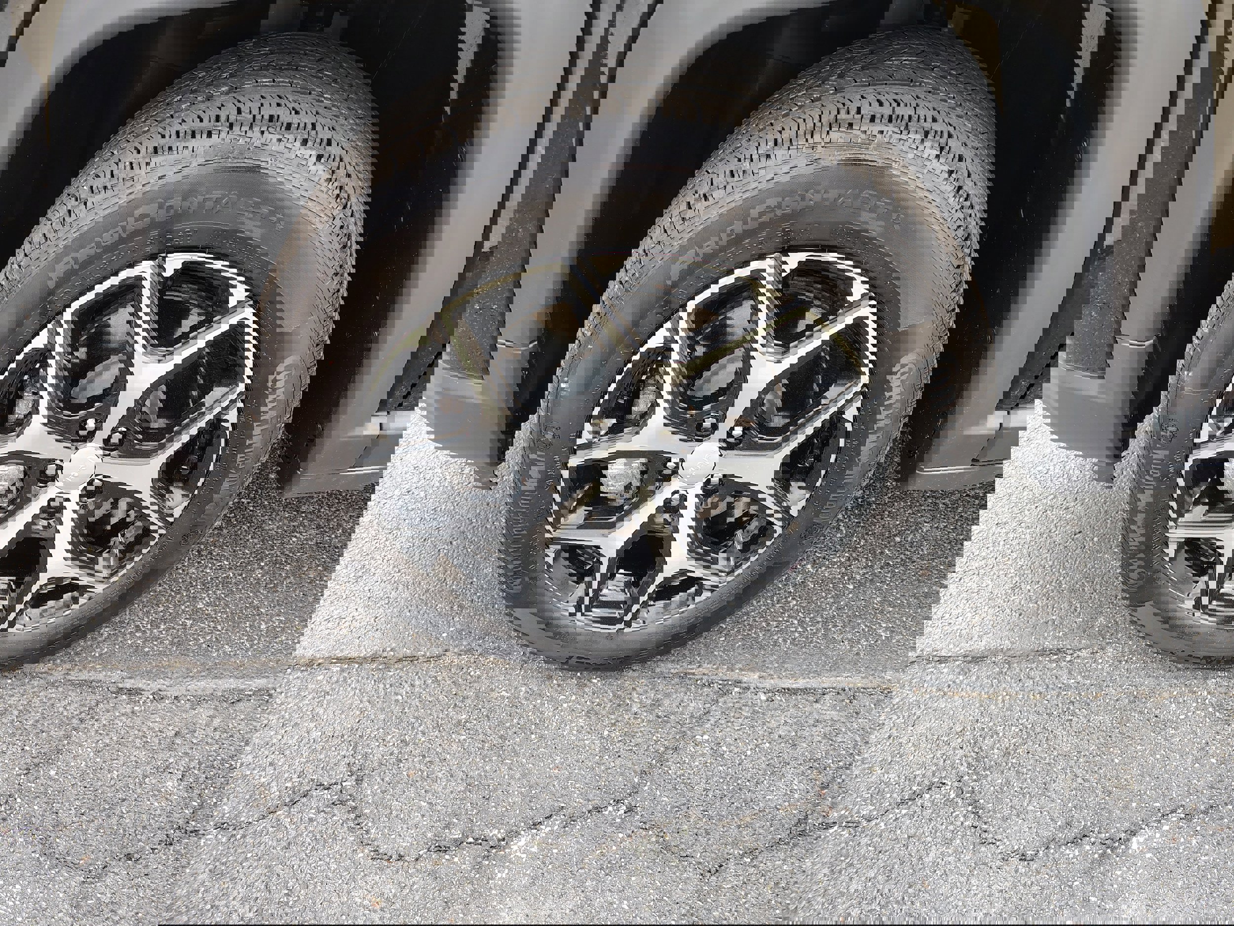 Certified 2024 Jeep Compass Limited image 7