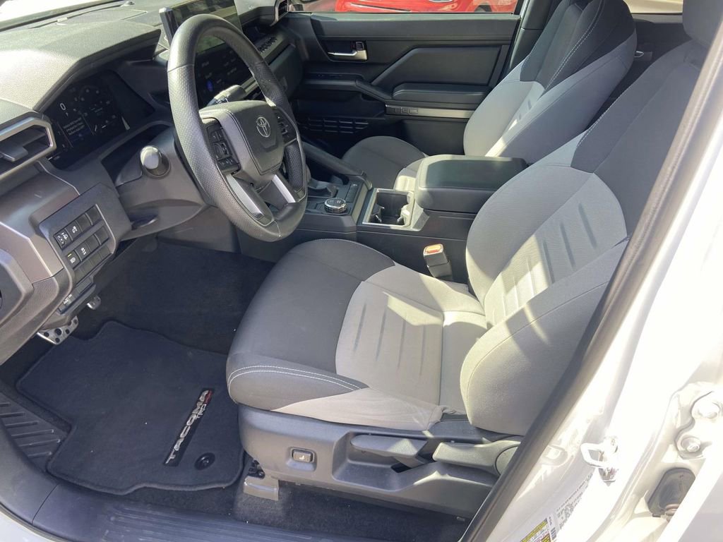 Used 2024 Toyota Tacoma TRD Sport image 18