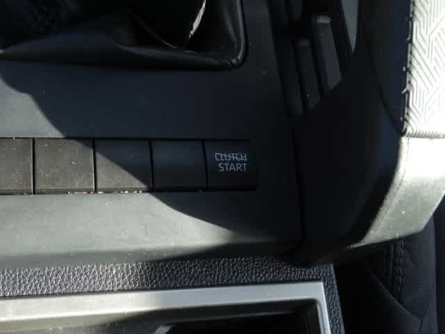 Used 2024 Toyota Tacoma SR image 33