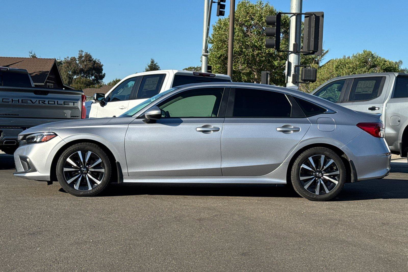 Used 2022 Honda Civic EX image 9