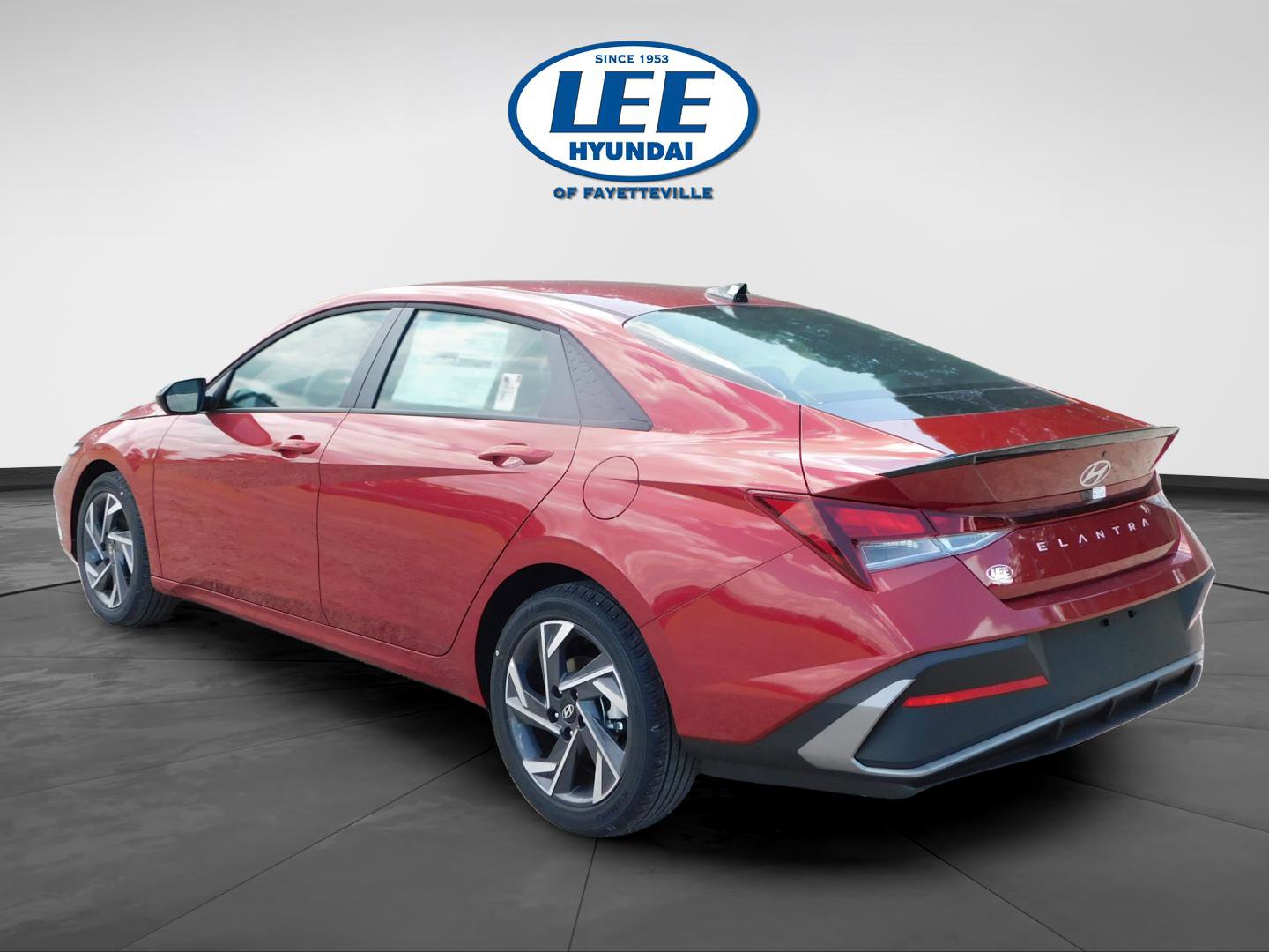 Used 2025 Hyundai Elantra Sport FWD image 5