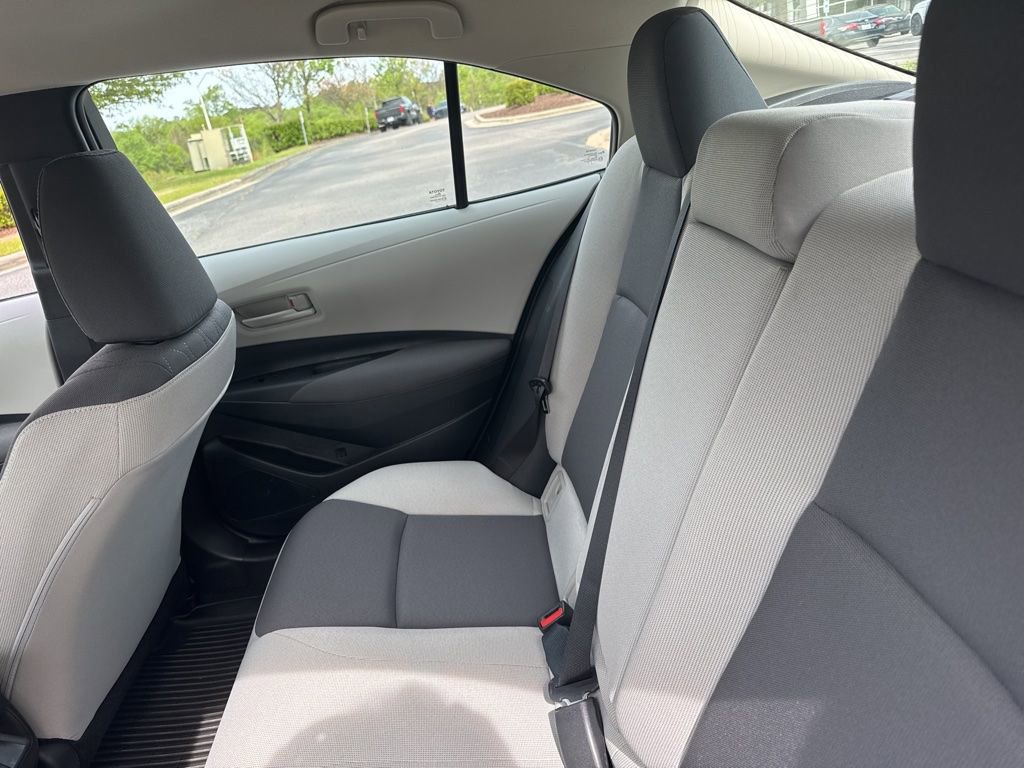 Used 2026 Toyota Corolla LE image 10