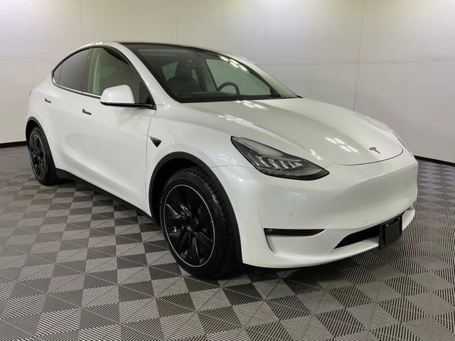 Used 2021 Tesla Model Y Long Range AWD/4WD image 3