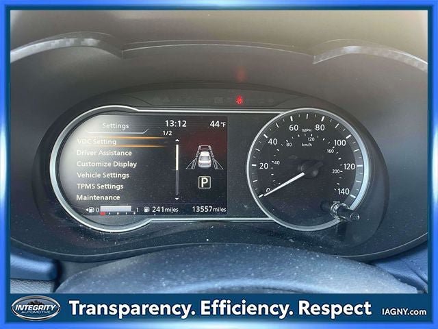 Used 2025 Nissan Versa SV w/ Trunk Package FWD image 26