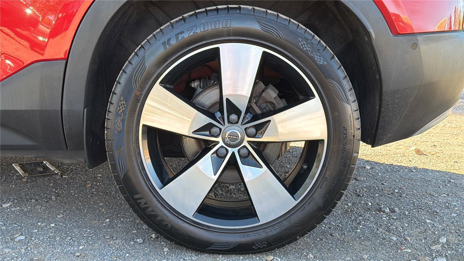 Used 2019 Volvo XC40 T5 Momentum image 23