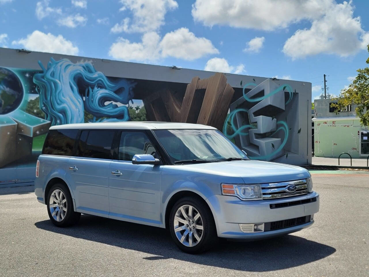 Used 2009 Ford Flex Limited FWD image 3