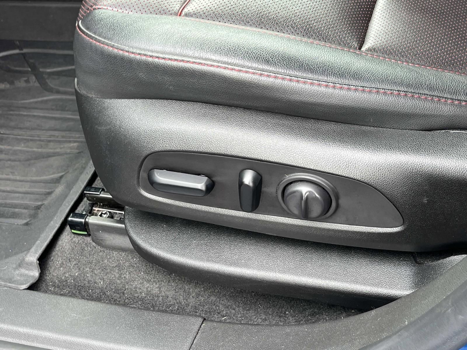 Used 2020 Chevrolet Blazer RS image 27