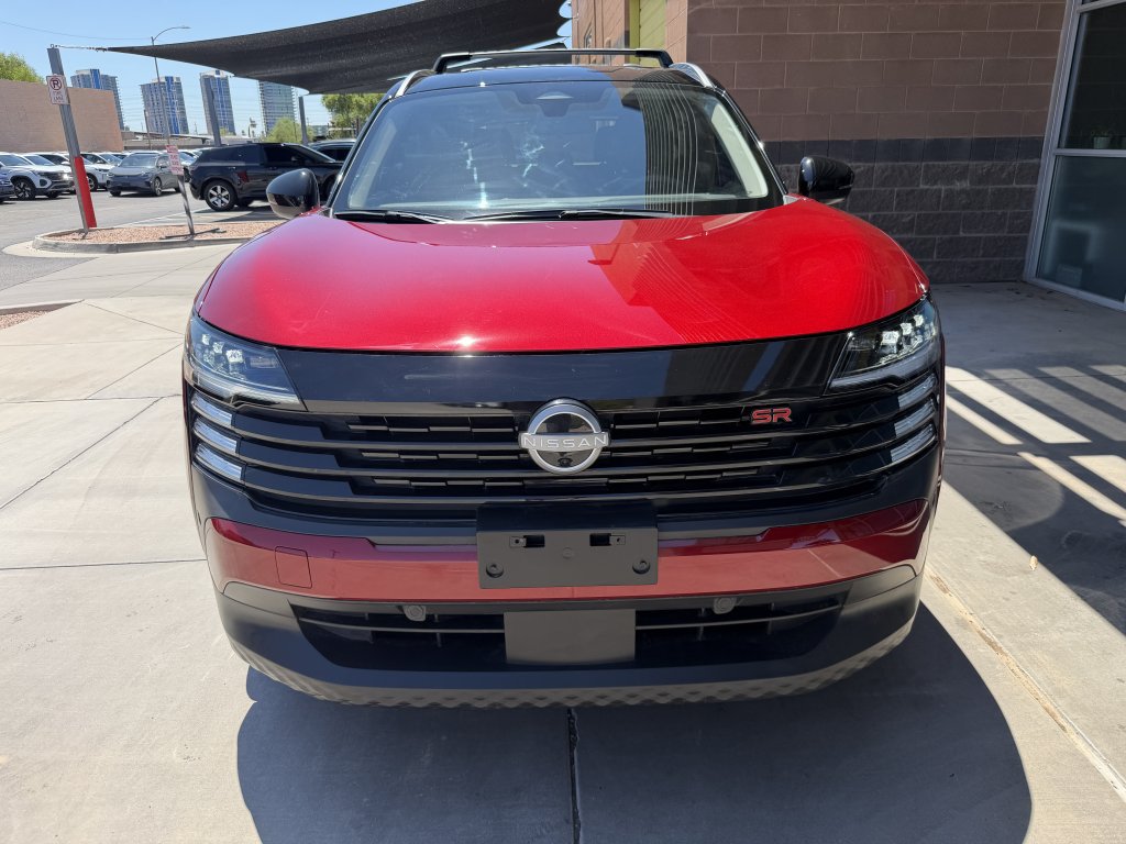 Used 2025 Nissan Kicks SR w/ SR Premium Package AWD/4WD image 10