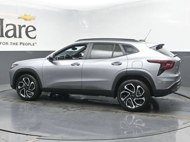 New 2026 Chevrolet Trax RS w/ Sunroof Package FWD image 30