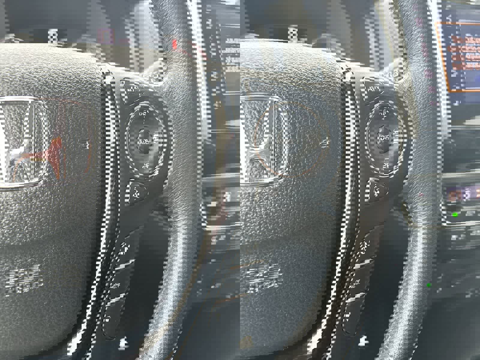 Used 2017 Honda Pilot Elite image 12